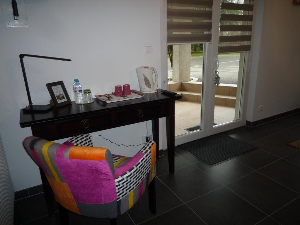Chambres D'Hotes Les Chalinettes Fegersheim Ruang foto